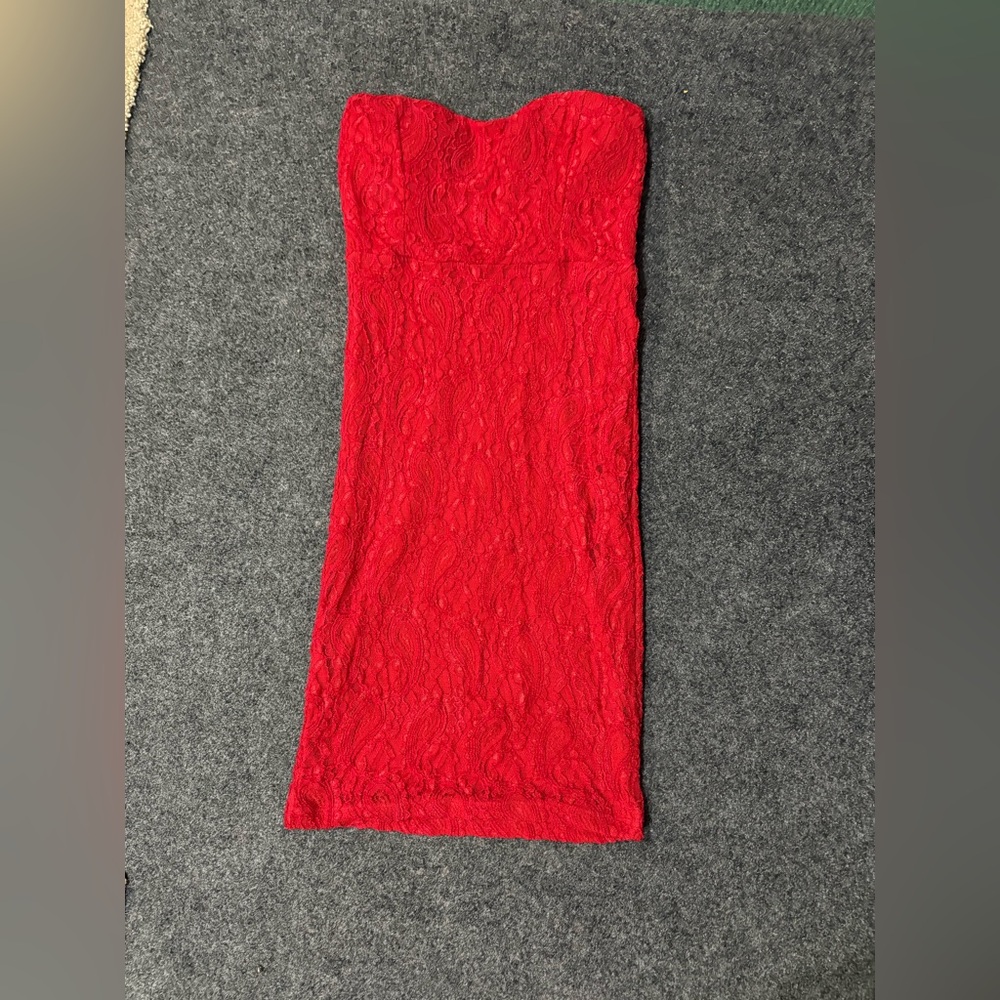 Hot Gal Strapless Red Lace Column Dress